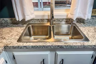 1841 Trosper Rd SW, Tumwater, WA 98512 - Photo 8