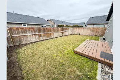 1242 SW Carver Street, College Place, WA 99324 - Photo 14