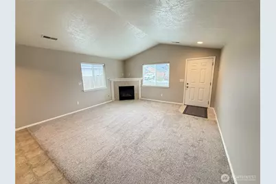 1242 SW Carver Street, College Place, WA 99324 - Photo 4