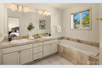 112 9th Lane #112, Kirkland, WA 98033 - Photo 24