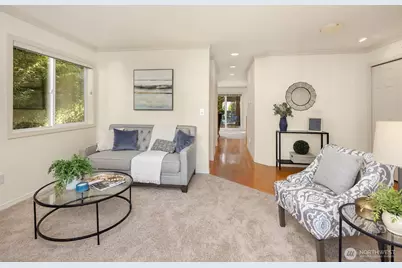 112 9th Lane #112, Kirkland, WA 98033 - Photo 6