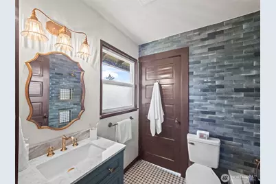 504 Dupont Avenue, DuPont, WA 98327 - Photo 18