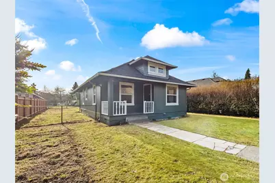 504 Dupont Avenue, DuPont, WA 98327 - Photo 4