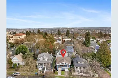 166 Newton Street, Seattle, WA 98109 - Photo 2