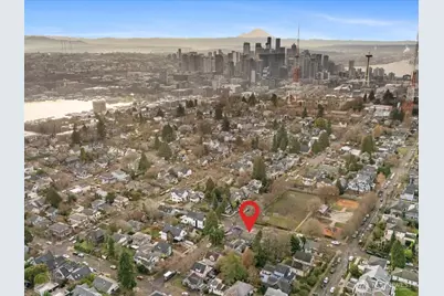 166 Newton Street, Seattle, WA 98109 - Photo 4