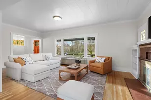 166 Newton St, Seattle, WA 98109 - Photo 8