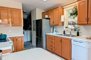 5400 Meeker Dr, Kalama, WA 98625 - Photo 10