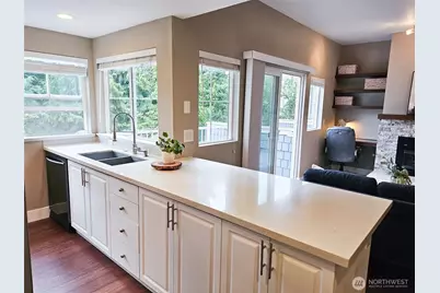 2272 Newport Way NW #1-4, Issaquah, WA 98027 - Photo 12