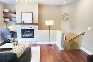 2272 Newport Way NW, Issaquah, WA 98027 - Photo 10