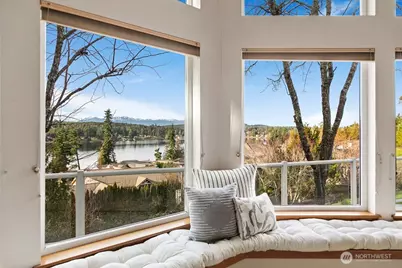 6056 Sandpiper Court, Bremerton, WA 98312 - Photo 4