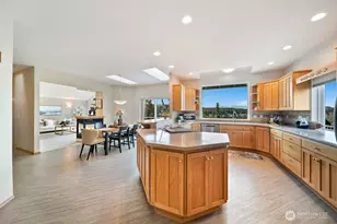 6056 Sandpiper Ct, Bremerton, WA 98312 - Photo 10