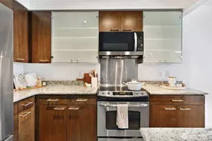 159 Denny Wy, Seattle, WA 98109 - Photo 16
