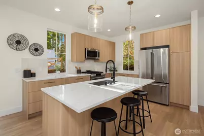 11810 NE 103rd Place, Kirkland, WA 98033 - Photo 10