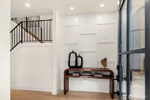 11814 NE 103rd Pl, Kirkland, WA 98033 - Photo 2