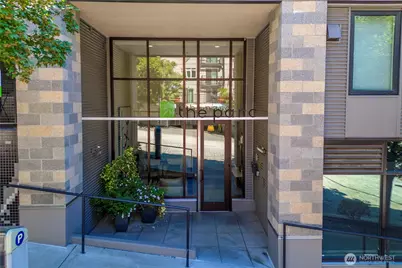 81 Clay Street #224, Seattle, WA 98121 - Photo 4