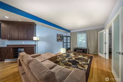 81 Clay Street #224, Seattle, WA 98121 - Photo 8