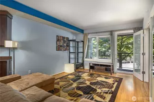 81 Clay St, Seattle, WA 98121 - Photo 10