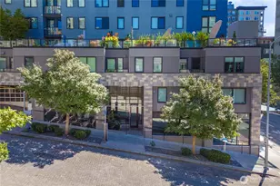 81 Clay St, Seattle, WA 98121 - Photo 28