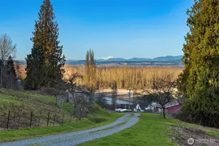 23430 High Bridge Rd, Monroe, WA 98272 - Photo 4