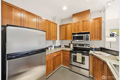 3671 Dayton Avenue N #2, Seattle, WA 98103 - Photo 6