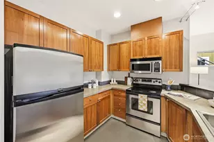 3671 Dayton Ave N, Seattle, WA 98103 - Photo 6