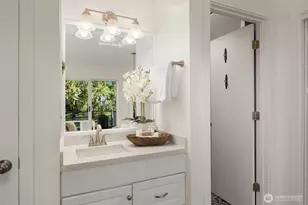 17001 Inglewood Road NE, Kenmore, WA 98028 - Photo 24