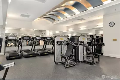 10650 NE 9th Place #1827, Bellevue, WA 98004 - Photo 20