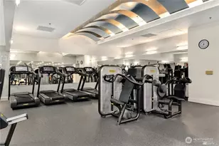 10650 NE 9th Pl, Bellevue, WA 98004 - Photo 20