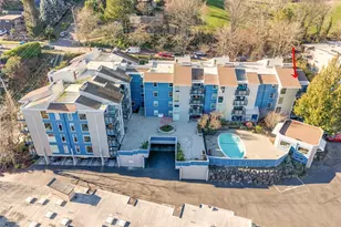 2510 W Bertona St, Seattle, WA 98199 - Photo 2