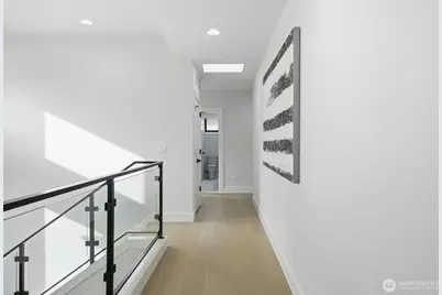 16068 SE 44th Court, Bellevue, WA 98006 - Photo 18