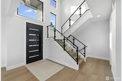 16068 SE 44th Court, Bellevue, WA 98006 - Photo 2