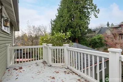 6215 22nd Avenue NE, Seattle, WA 98115 - Photo 26