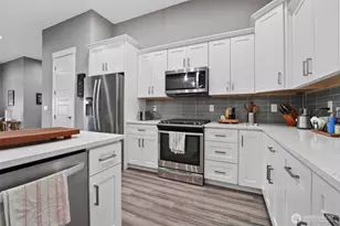 1359 White Bluffs St, Richland, WA 99352 - Photo 10