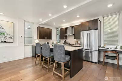 3641 Dayton Avenue N, Seattle, WA 98103 - Photo 10