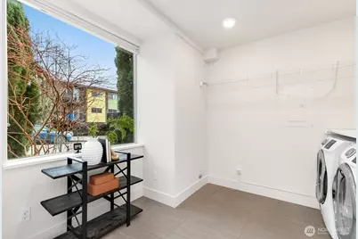 3641 Dayton Avenue N, Seattle, WA 98103 - Photo 22