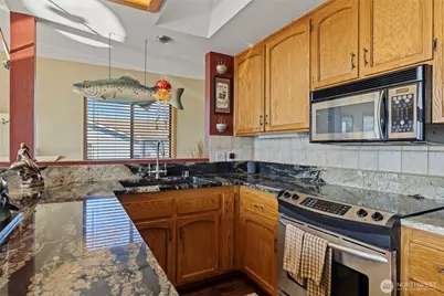 5115 Kingsway, Anacortes, WA 98221 - Photo 8