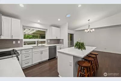 4206 32nd Avenue Ct, Gig Harbor, WA 98335 - Photo 4