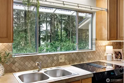 1145 Lower Marine Drive, Bremerton, WA 98312 - Photo 10