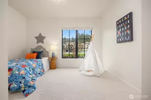 4533 Flying Goat Ave NE, Bainbridge Island, WA 98110 - Photo 32