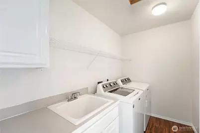 1048 Cassius Court, Camano Island, WA 98282 - Photo 24