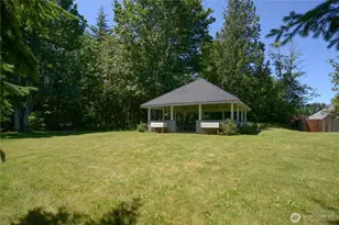 1048 Cassius Ct, Camano Island, WA 98282 - Photo 38