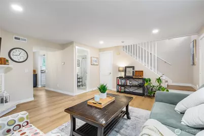 293 146th Place NE, Bellevue, WA 98007 - Photo 10