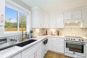 293 146th Pl NE, Bellevue, WA 98007 - Photo 18