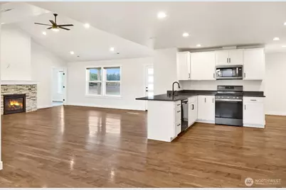 1302 Night Hawk Way, Everson, WA 98247 - Photo 18