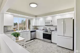 15667 SE Fairwood Blvd, Renton, WA 98058 - Photo 10