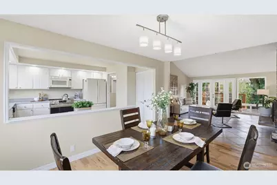 15667 SE Fairwood Boulevard, Renton, WA 98058 - Photo 8