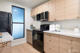 6439 139th Ave NE, Redmond, WA 98052 - Photo 14