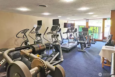 10911 D Glen Acres Drive S, Seattle, WA 98168 - Photo 36