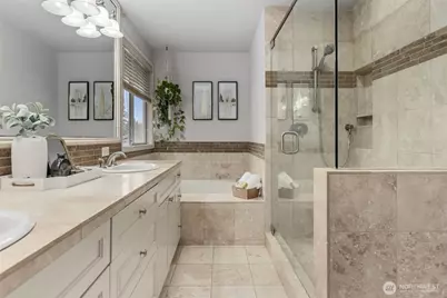 25600 Lake Wilderness Country Club Drive SE, Maple Valley, WA 98038 - Photo 16