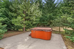 14628 SE Vail Cut Off Rd, Rainier, WA 98576 - Photo 30